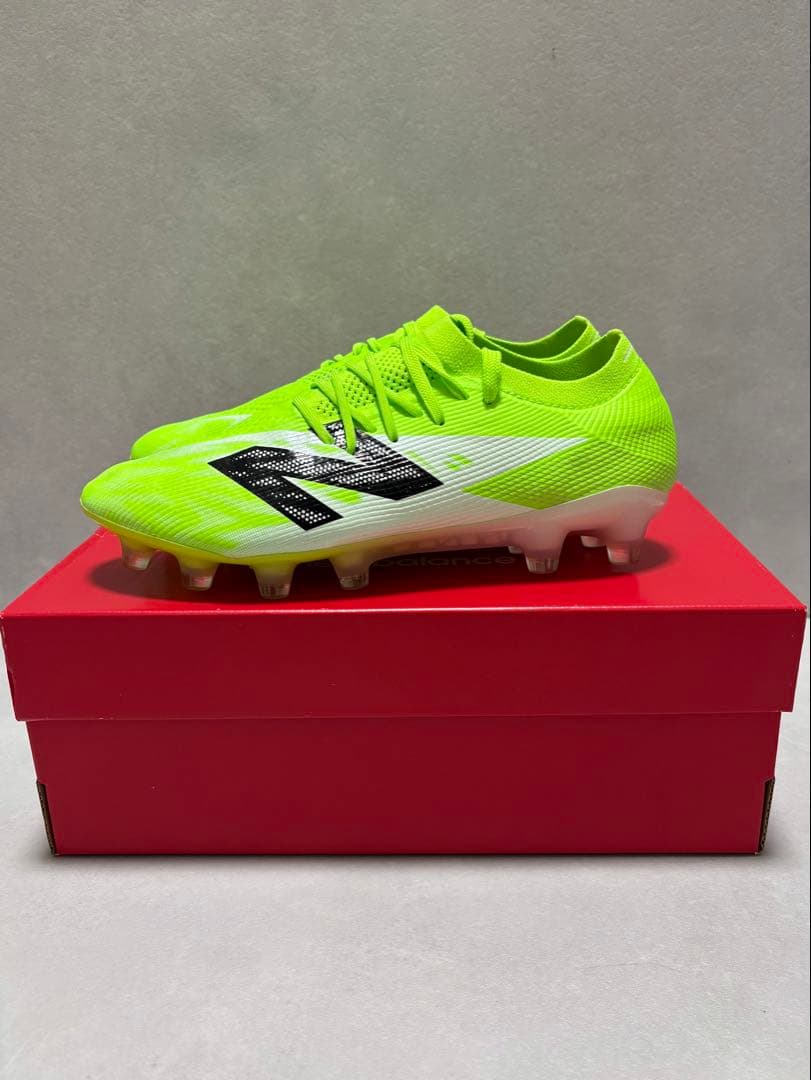New Balance Furon V8 Elite HG(2E) フューロン