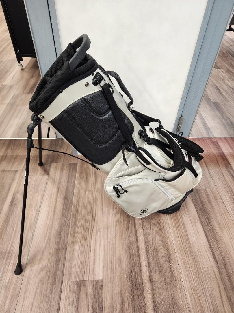 ぶりーふぃんぐーBRIEFING ホワイト キャディバッグ(中古)