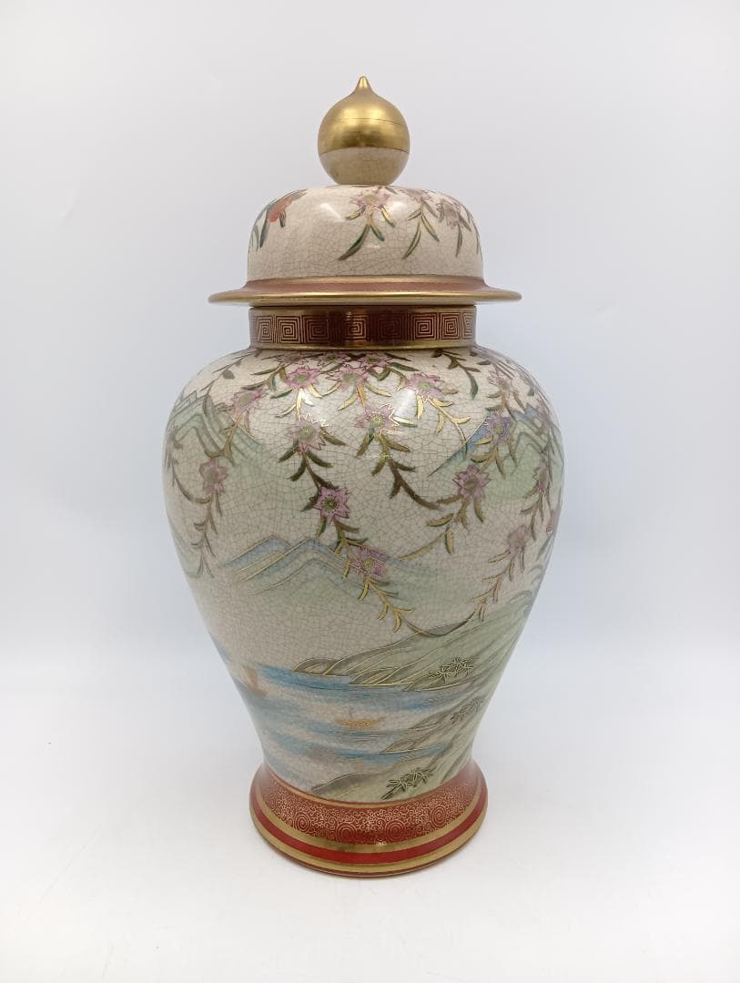 薩摩焼 蓋つき壺 高さ46㎝ 色絵金彩花鳥文様 花瓶 花器