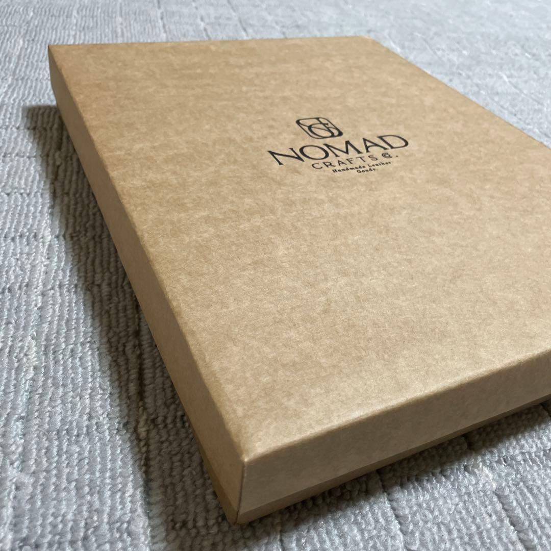 新品未使用品！本革製レザーパッドフォリオ　ラウンドファスナー　A4 ギフトペン付