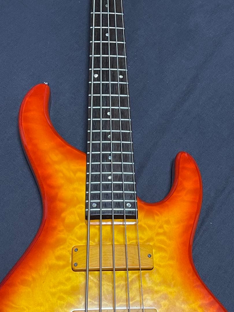 ベース Bossa tribute TOBJ5