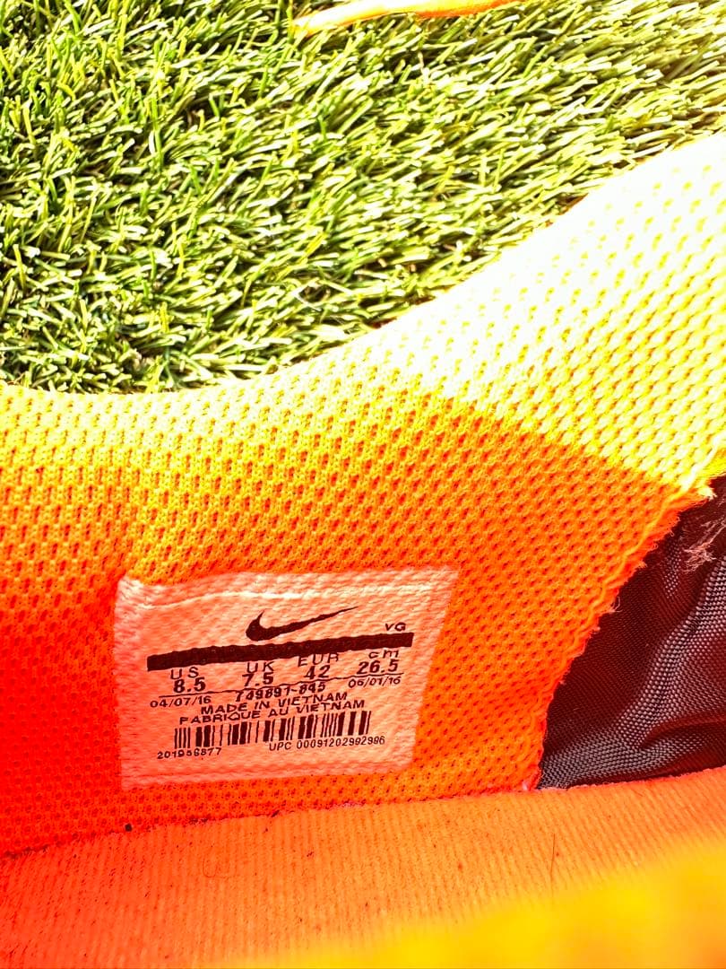 ナイキ ハイパーヴェノム フェイド II TF(レッド×パープル) 26.5