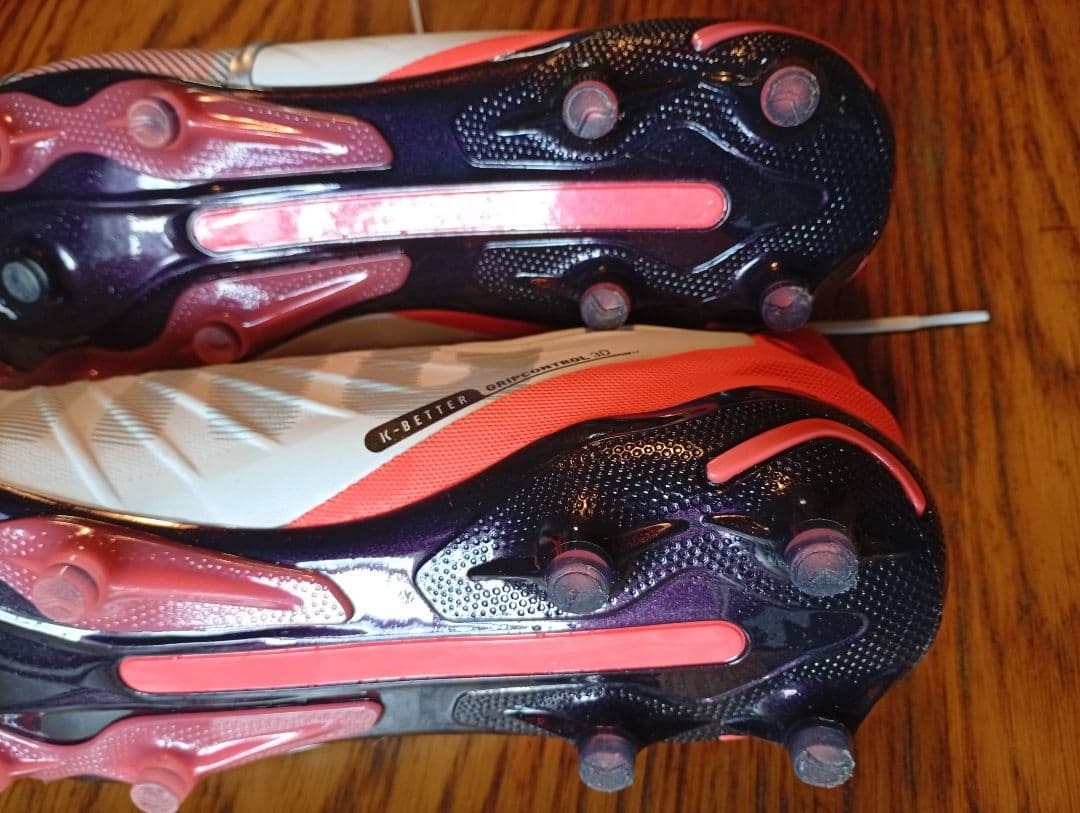 29cm プーマ　キング　アルティメット サッカー ホワイト/ピンク