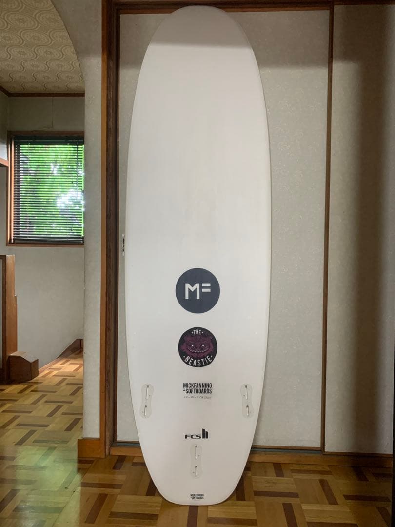 Mick Fanning The Beastie 6’0