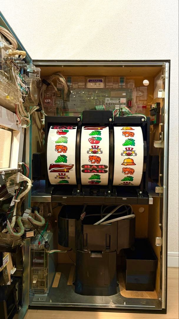 マイジャグラー3(送料込)パチスロ実機