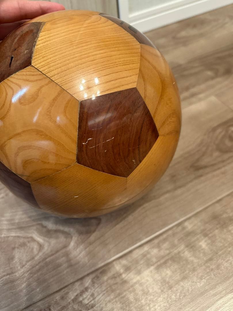 希少FIFA2002年日韓ワールドカップ木製サッカーボールmolten/5号