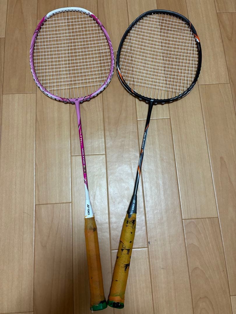 ヨネックス　Voltric 30, Arcsaber 2i 2本　セット