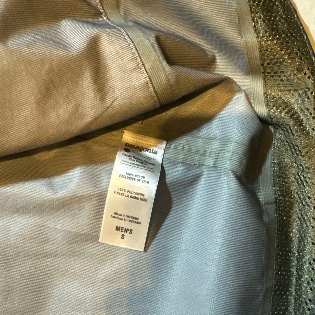 ウェア patagonia sst jacket