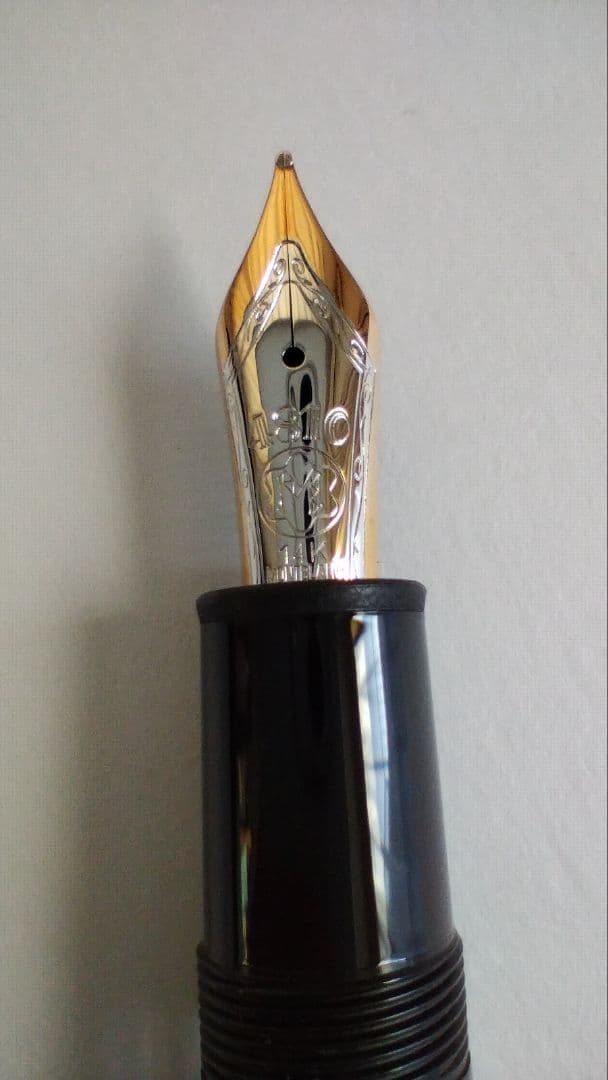 Montblanc 万年筆 P146