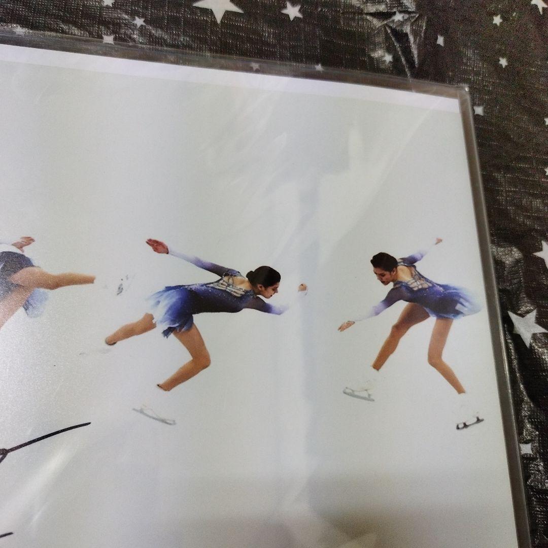 エフゲニア・メドベージェワ　直筆サイン入りフォト　アイスフィギュアスケート