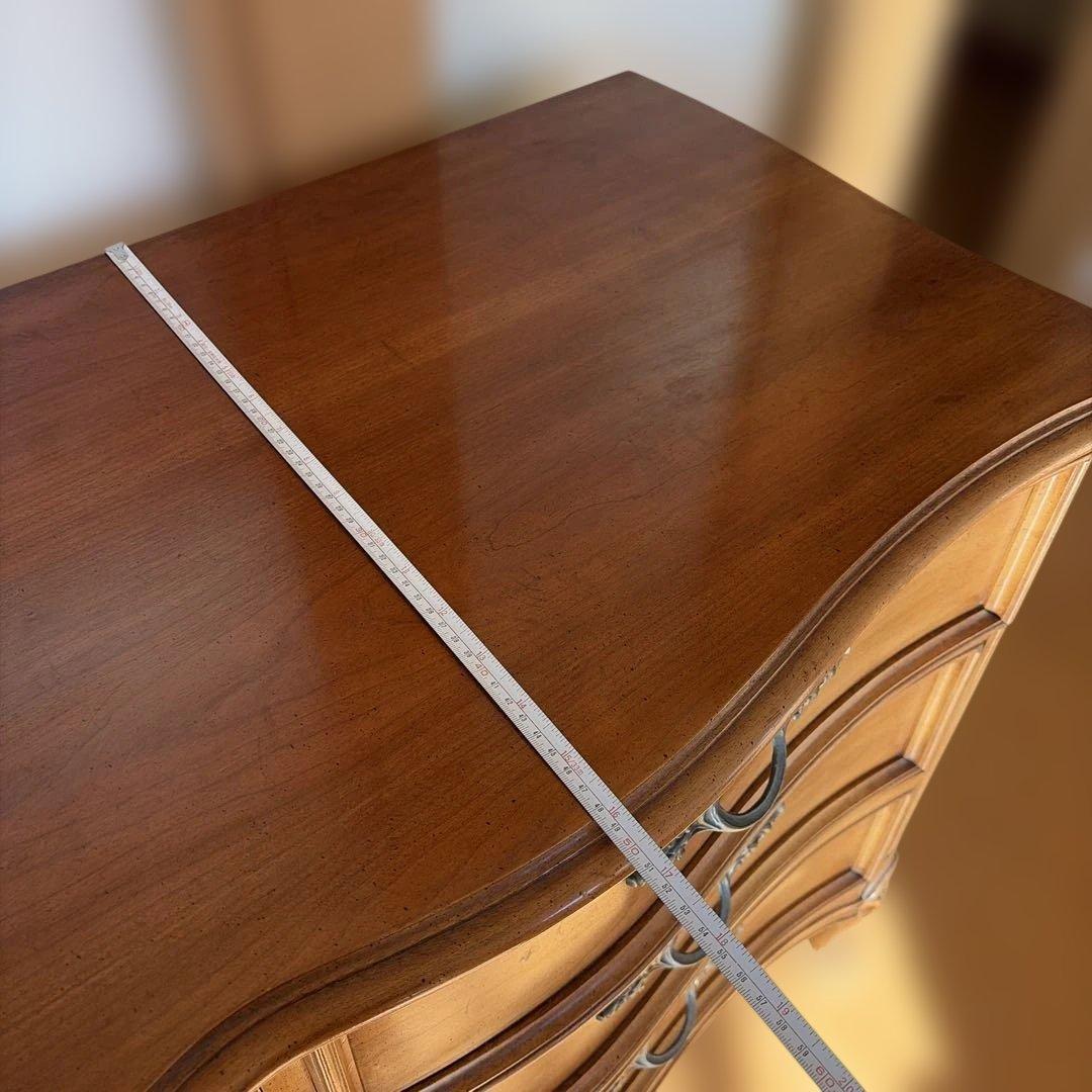 アメリカヴィンテージ　ディキシー(Dixie) 猫脚サイドボード