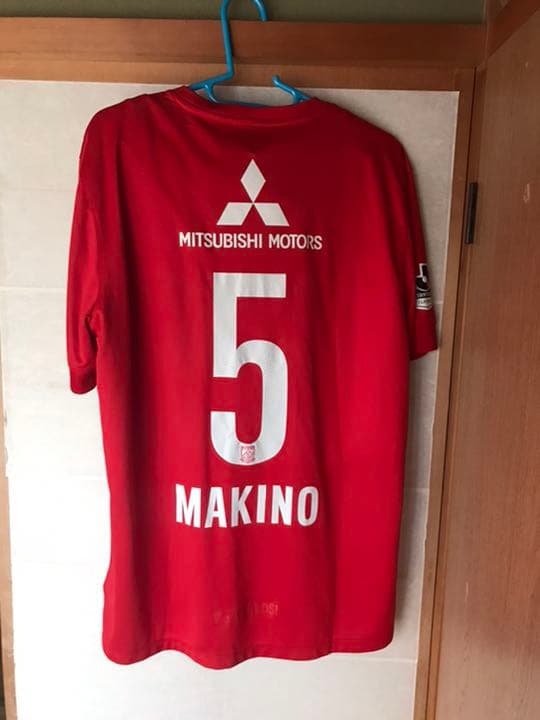 アザラシ様サッカーJリーグ浦和レッドダイアモンズユニフォーム　トレーニングウェア