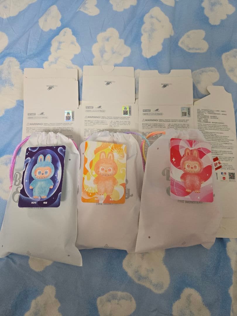 POP MART 、ラブブ　エナジー　ぬいぐるみ、ラブブ正規品、LABUBU