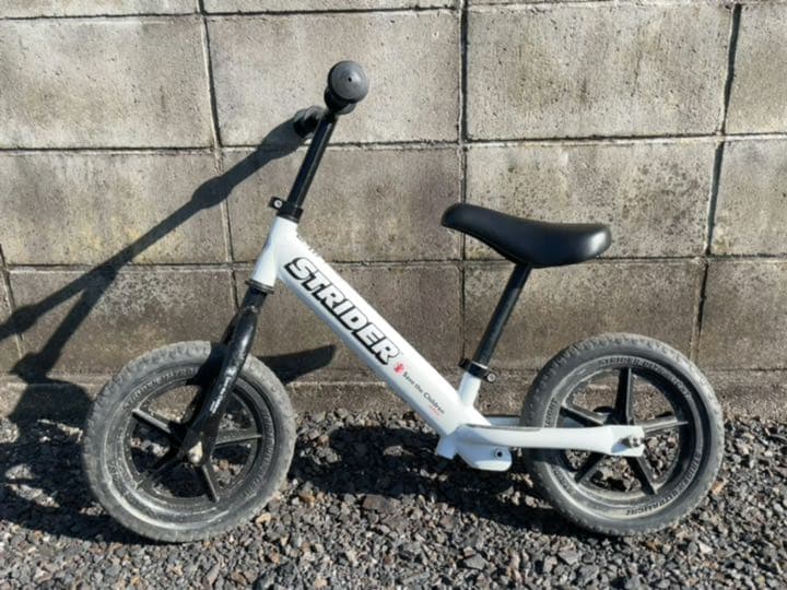 ストライダー ホワイト