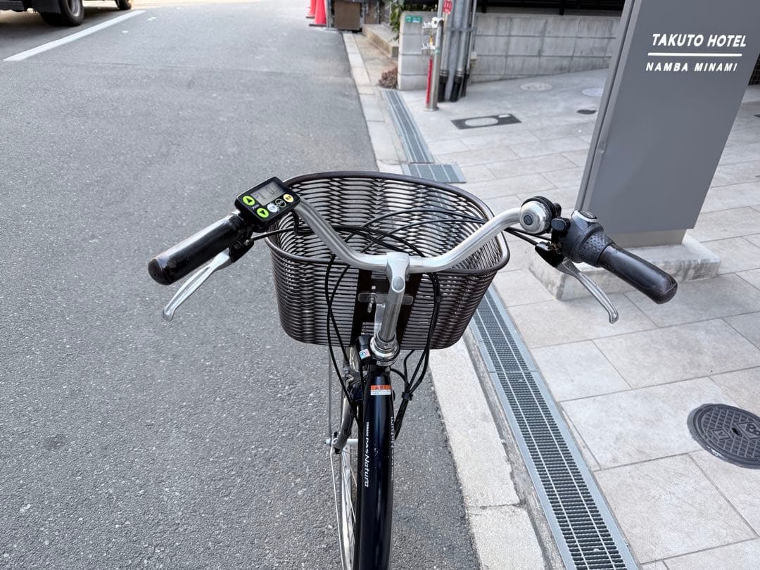 大阪府　ヤマハ　電動アシスト自転車 黒 バスケット付き