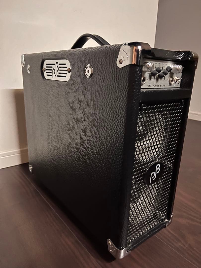 ベース Phil Jones Bass Briefcase
