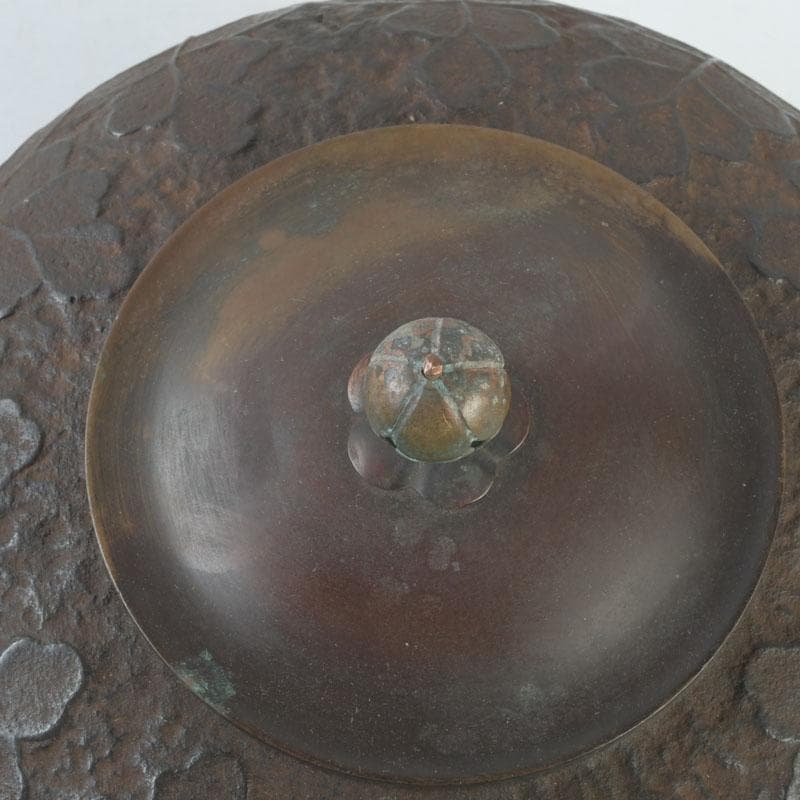 煎茶道具　桐地紋　風炉釜　鉄釜　V　9717