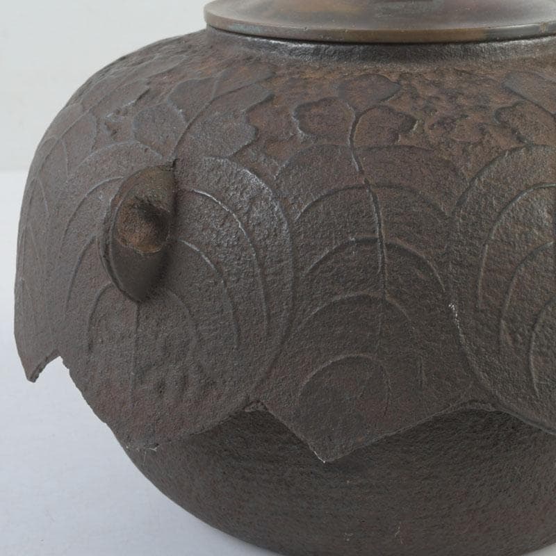 煎茶道具　桐地紋　風炉釜　鉄釜　V　9717
