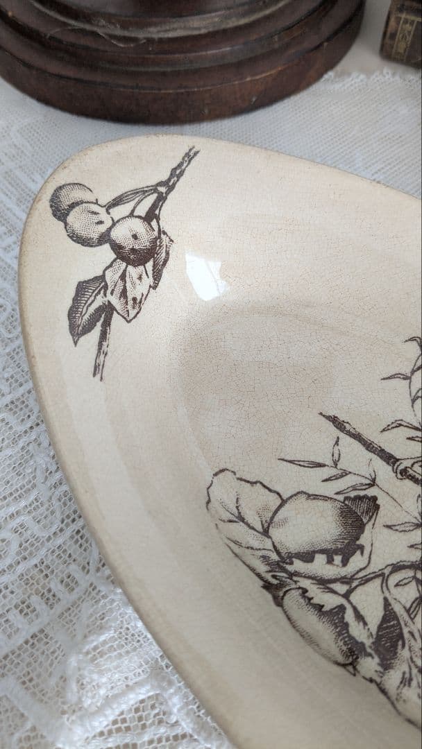 ショワジールロワ 鳥と木の実のラヴィエ フランス アンティーク