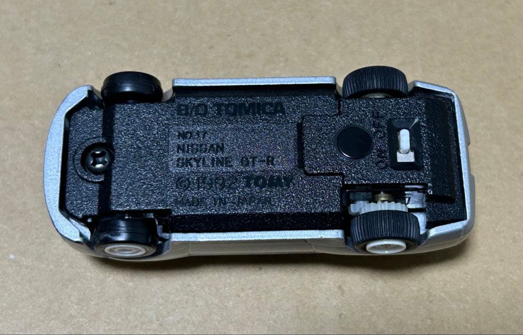 B/Oトミカ ニッサン スカイラインGTR