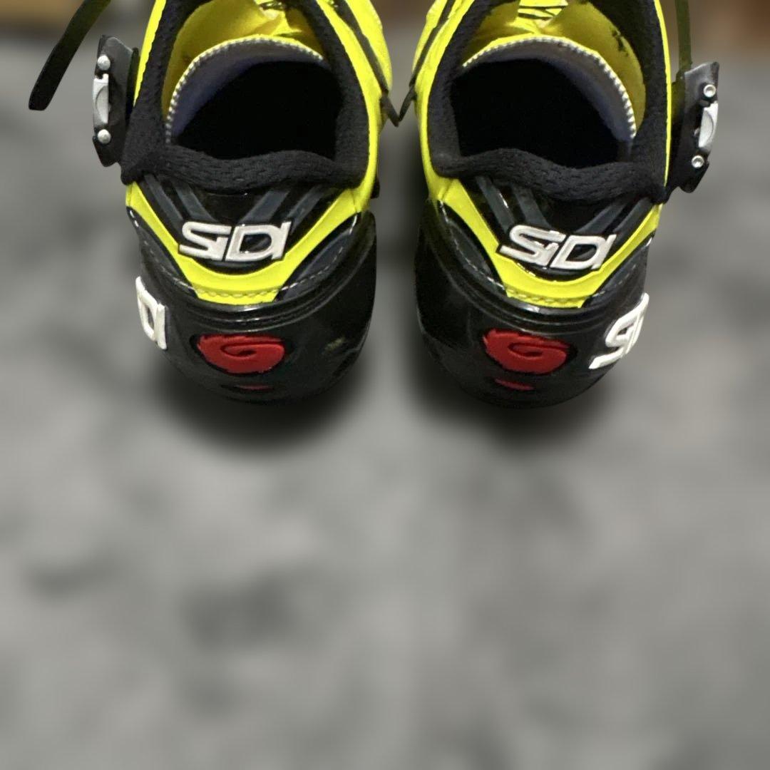 ロードバイク用ピン、ディングシューズ