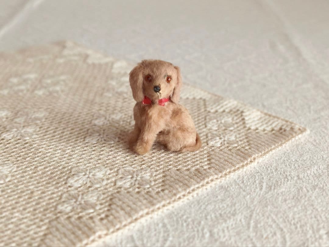 【misen2014さま】vintage ୨୧ リアルファーのおすましワンちゃん