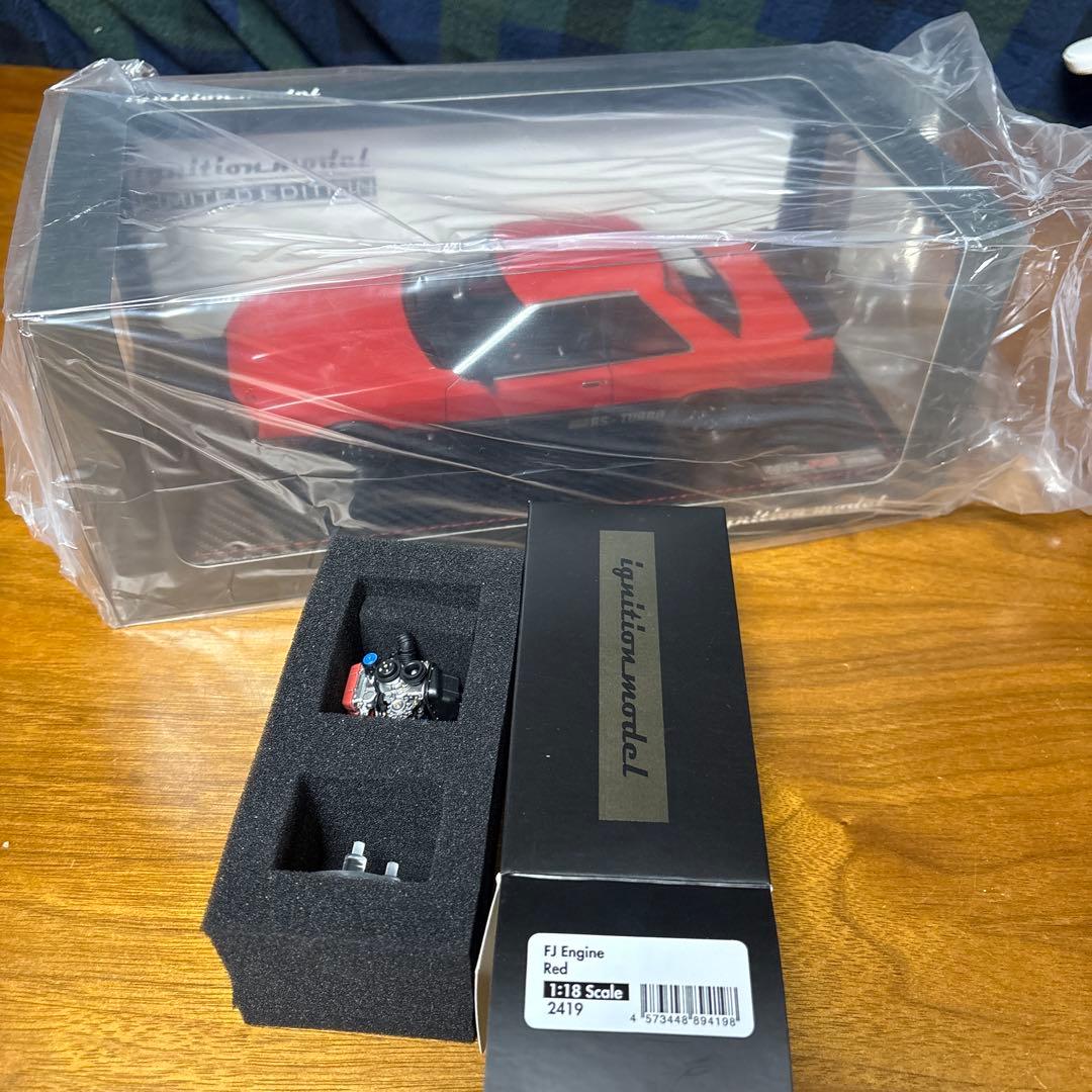 1/18 Nissan Skyline 2000 RSターボエンジン付き