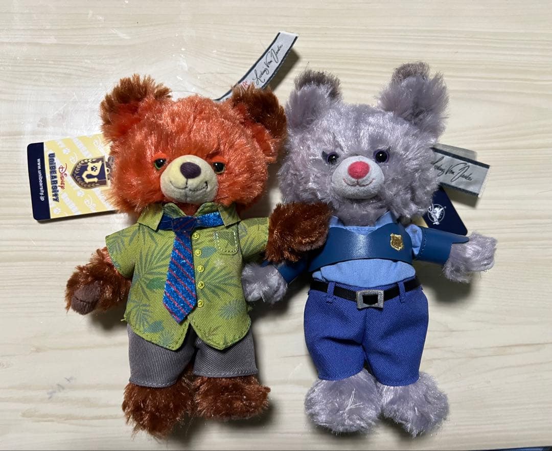 【1/31限定価格】ユニベアシティ　パウシクル　パウキャロット　キーチェーン