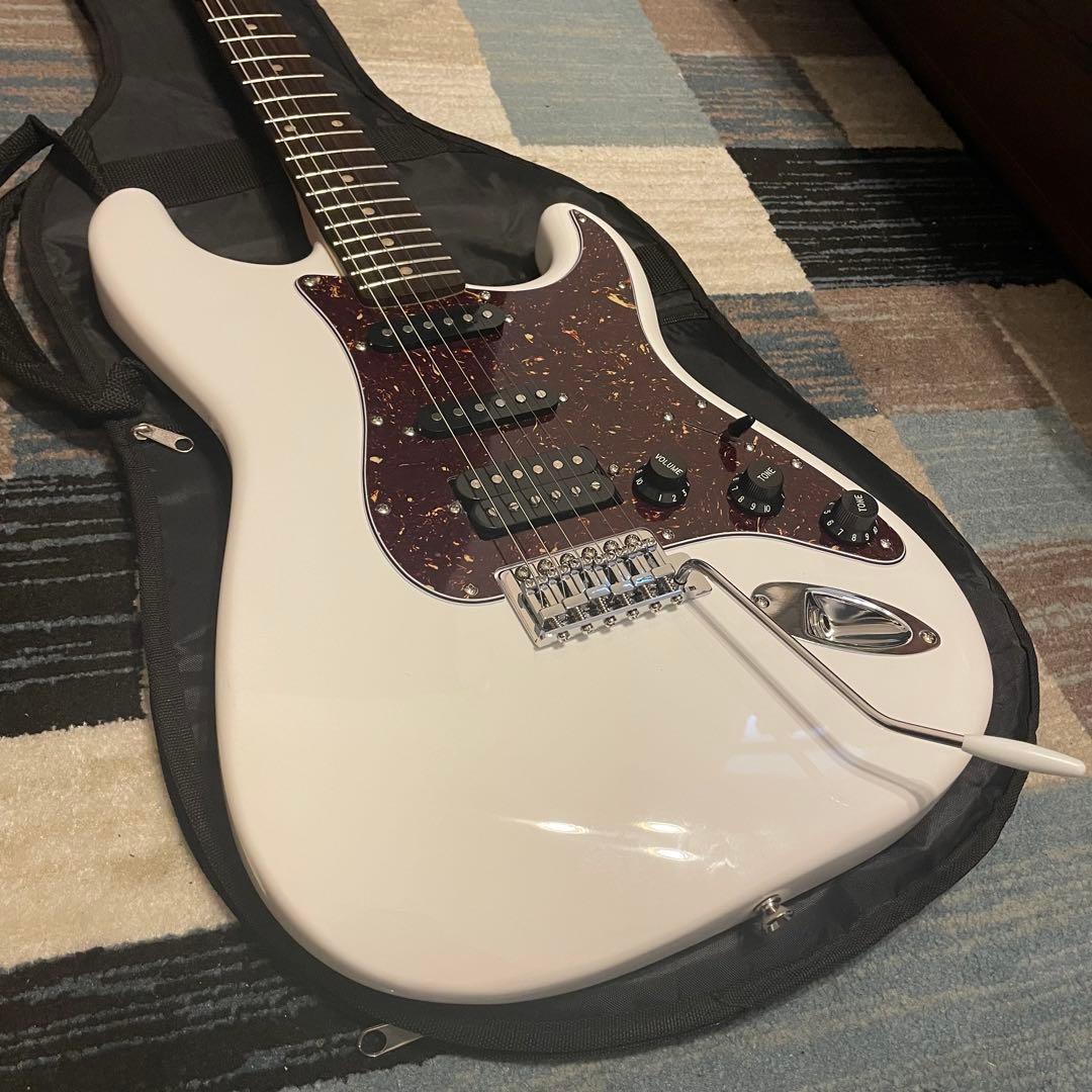 ギター Squier Fender Stratocaster Affinity HSS