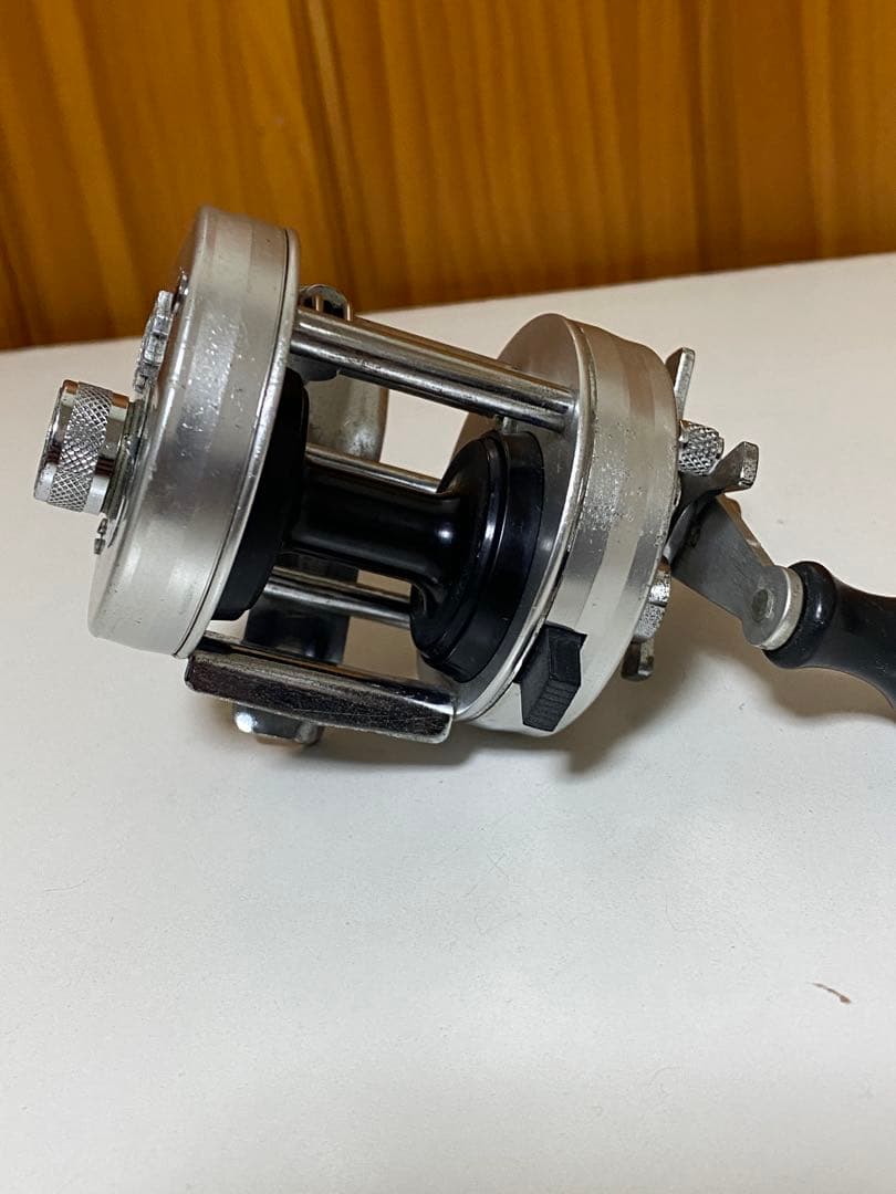 り*う様 ❤️希少❤️ABU Ambassadeur 2500C ベイトリール