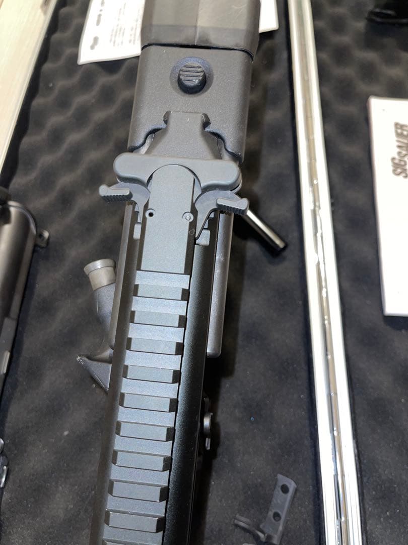 東京マルイ　SIG SAUER