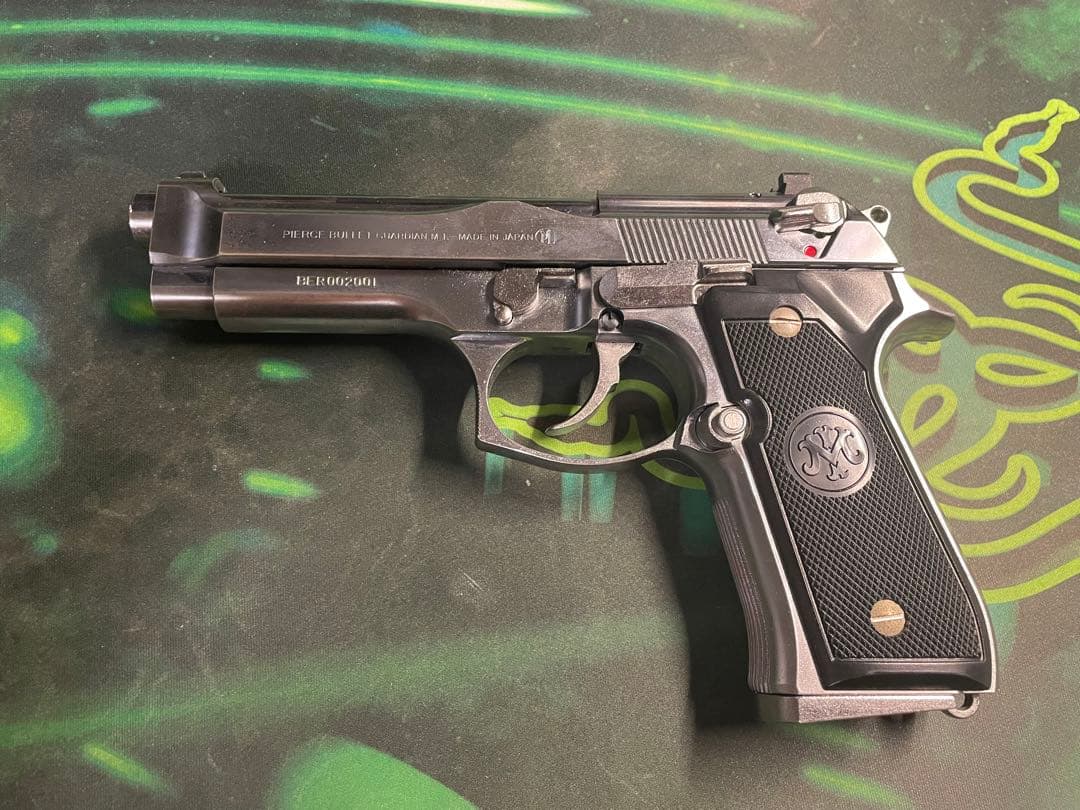 未発火M92F モデルガン ブリガーティアシルバー　マルシン