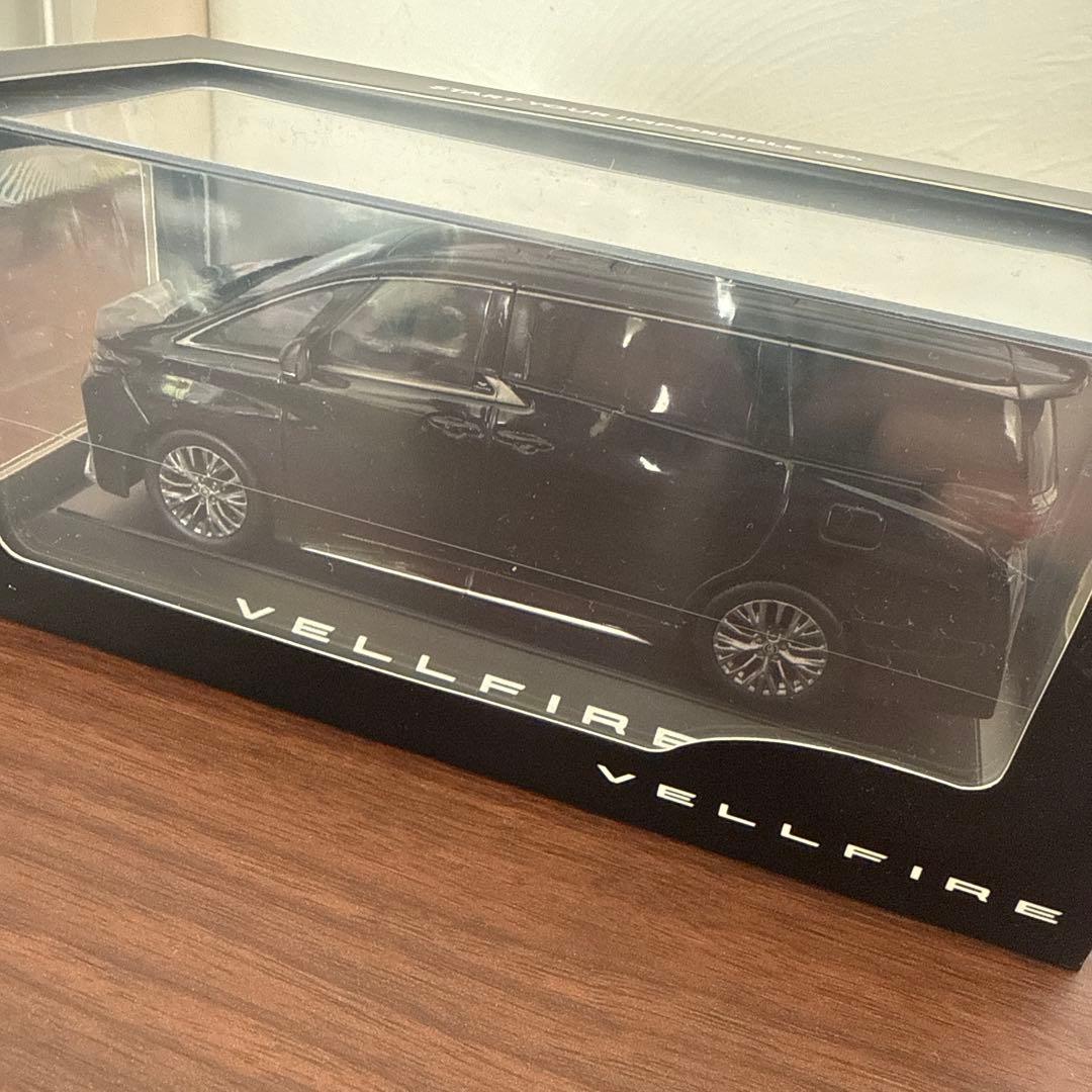トヨタヴェルファイアミニカー1/30スケール　キーホルダー【新品未開封】【非売品