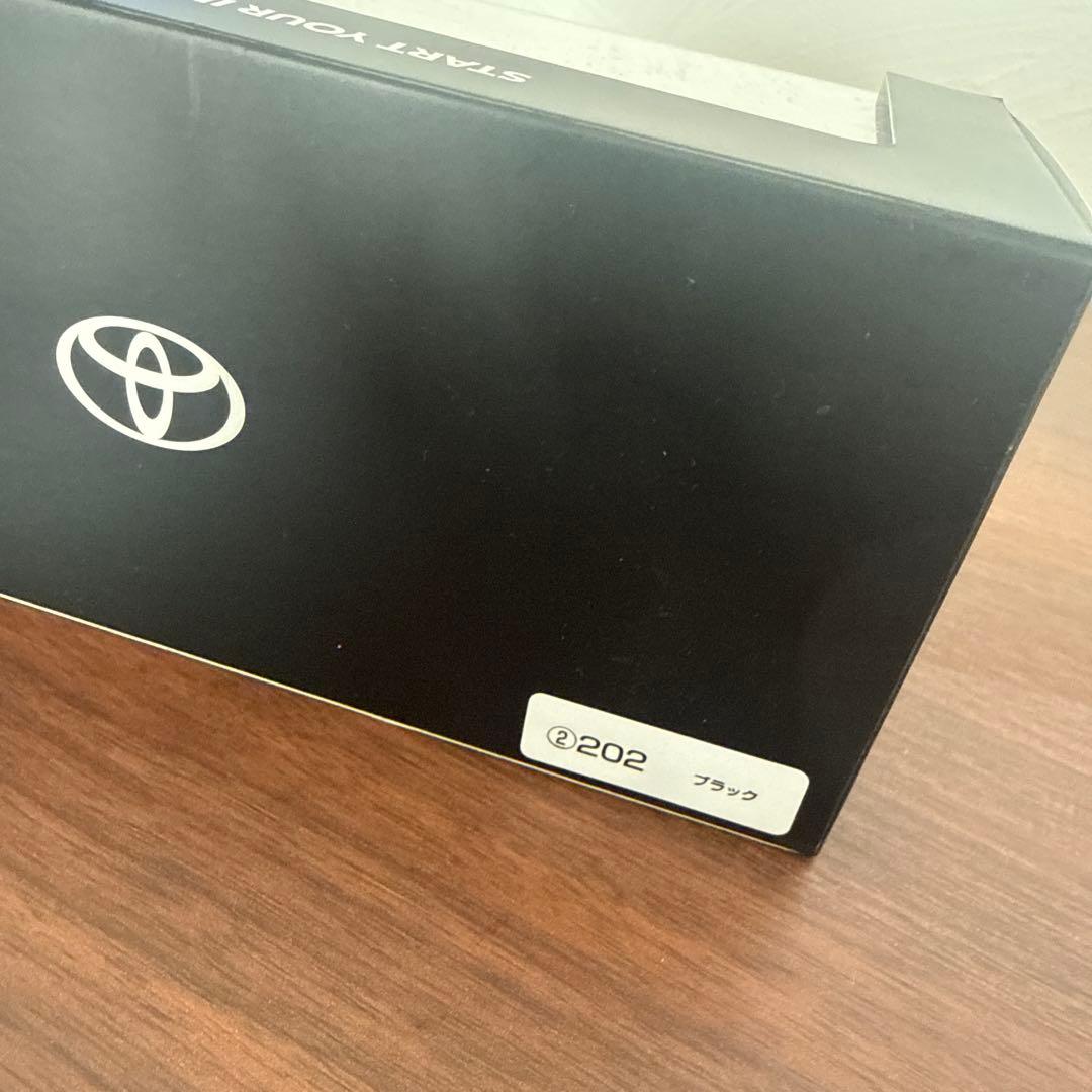 トヨタヴェルファイアミニカー1/30スケール　キーホルダー【新品未開封】【非売品