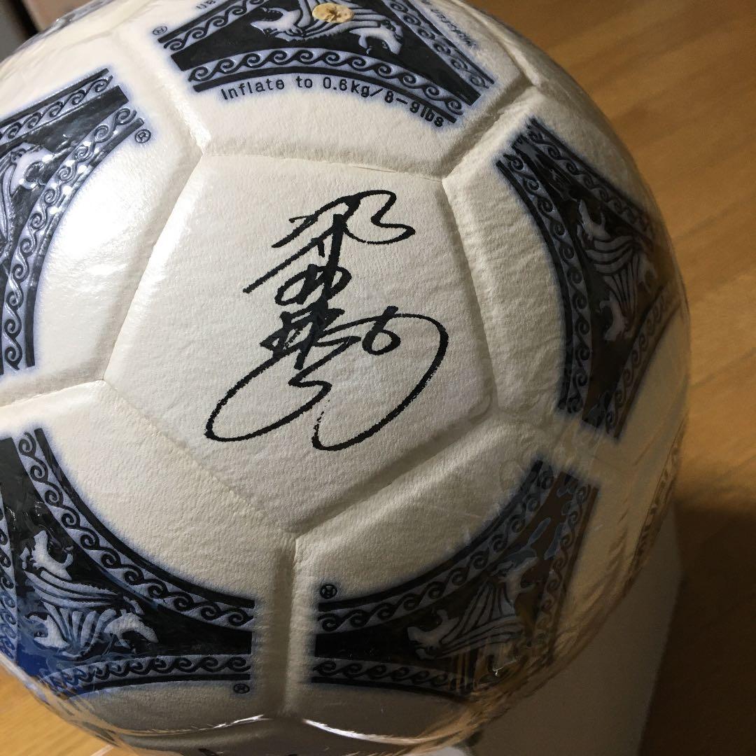 ワールドカップモデル'90 サイン入りとナビスコカップのリストウォッチ　レア物