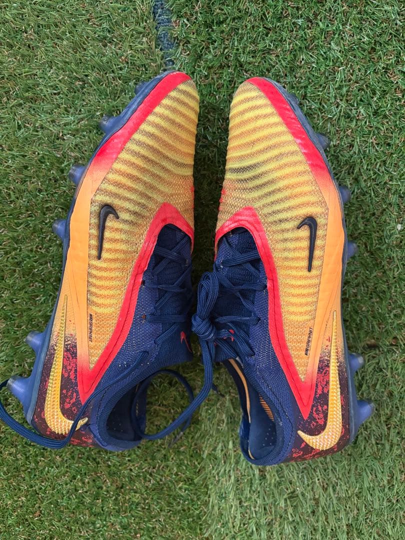 ナイキ　ファントム6 LOWエリートAG-PRO EH 25.5cm