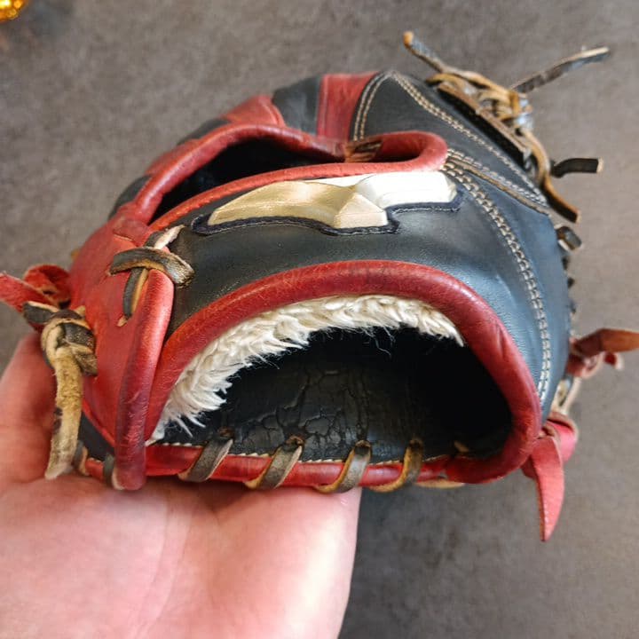 Mizuno ソフトボール　軟式　グロ－バルエリート