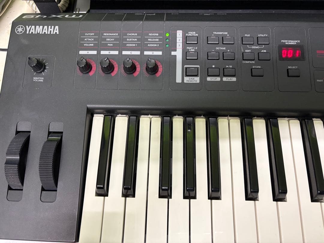 Yamaha MX49 シンセサイザー 純正アダプター＆専用キャリーケース付き