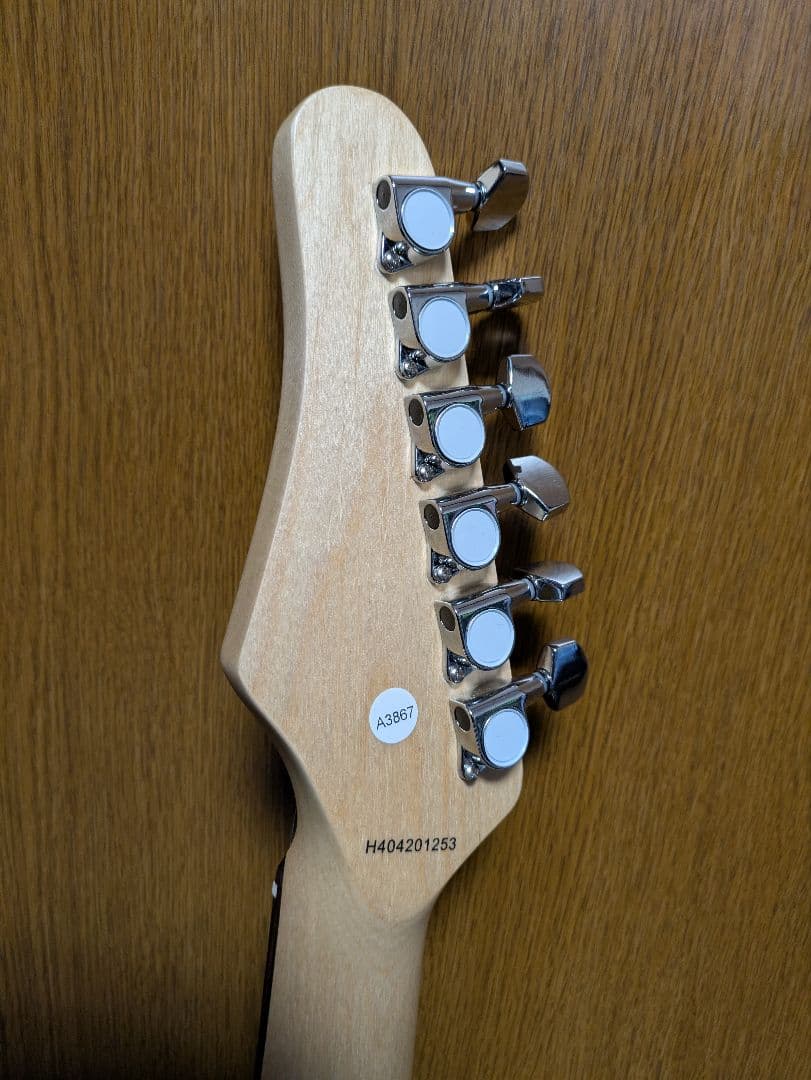 PLAYTECH　ジャズマスタータイプ　エレキギター