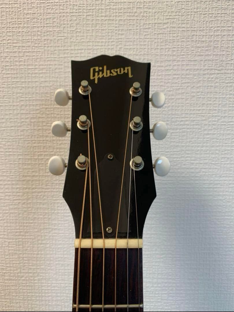 【美品】Gibson j-45 アコギ　ハードケース、サウンドホール付き
