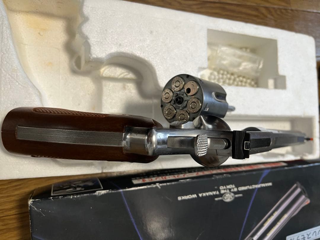 S&W M29 Classic リボルバー シルバー　東京マルイ　ターゲット付