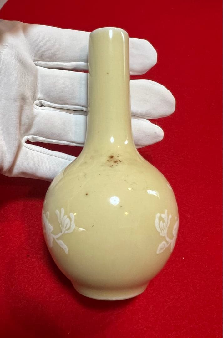 中国美術 古玩 景徳鎮製 菊紋様ミニ花瓶 花入 花器 置物 コレクション