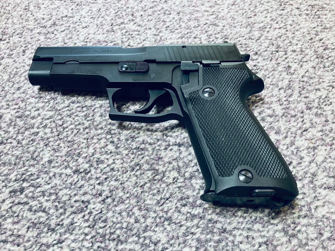 【中古美品】タナカ 陸上自衛隊 9mm拳銃 P220 IC HW ヘビーウェイト