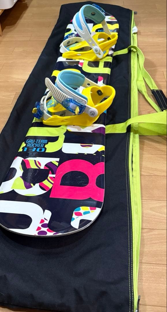 IGNITE マルチカラー スノーボード 130 バインディング付き