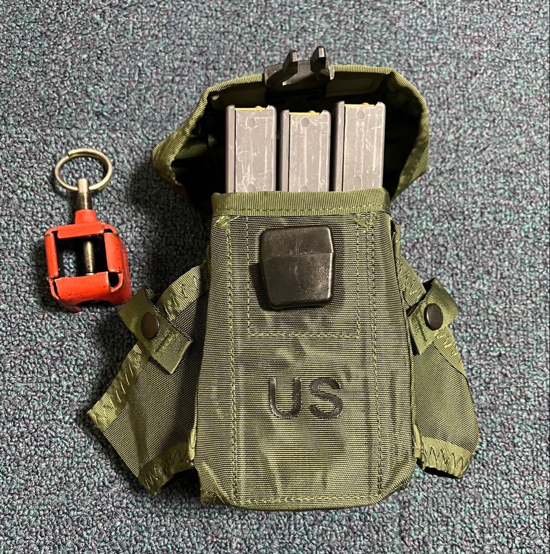 米軍実物 M16 5.56mm マガジン 3個＋ ポーチ+ブランクアダプター