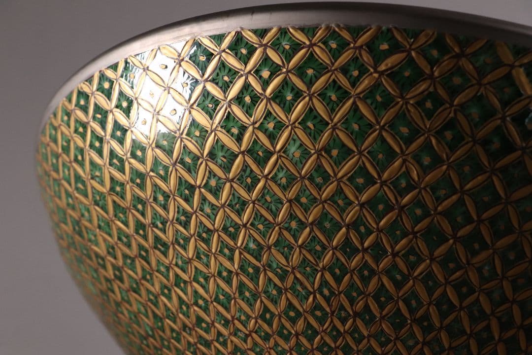 有田焼 龍右衛門 染錦金地紋 深鉢 幅40cm 小紋づくし 大鉢 MA203