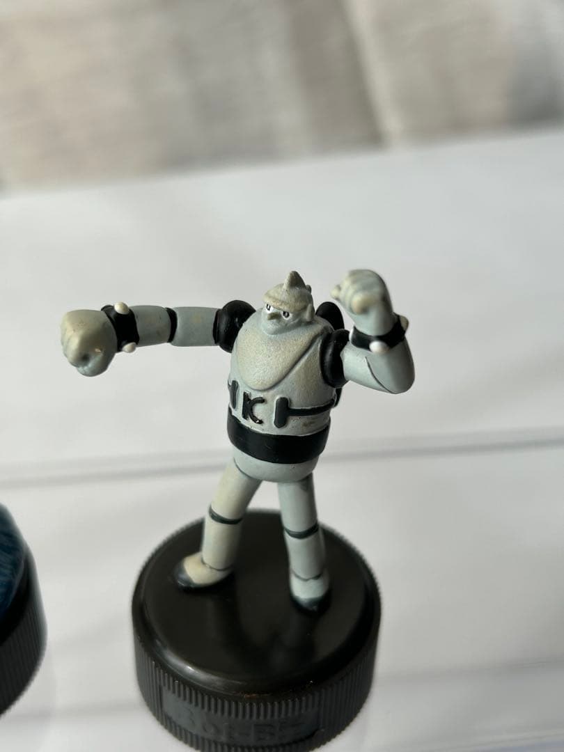 横山光輝ワールド　アニメキャラクター　ボトルキャップ