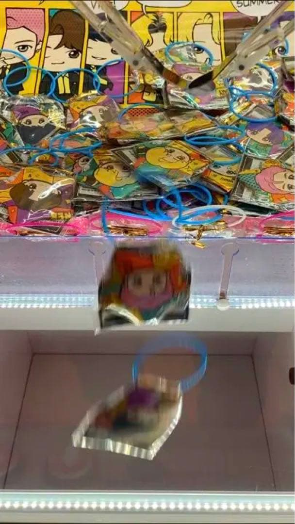 BTS TinyTAN Butter ちびぐるみ星型ビッグ缶バッジ 全７種セット