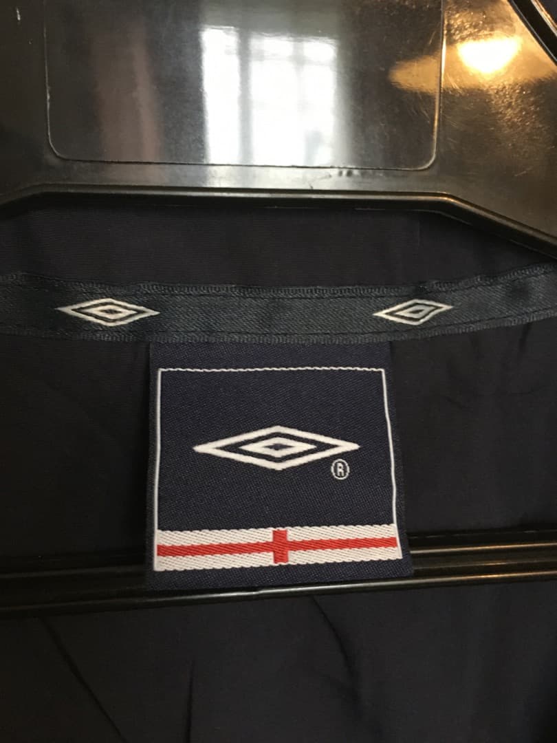 古着 アンブロ イングランド代表 ウインドブレーカー 紺 L