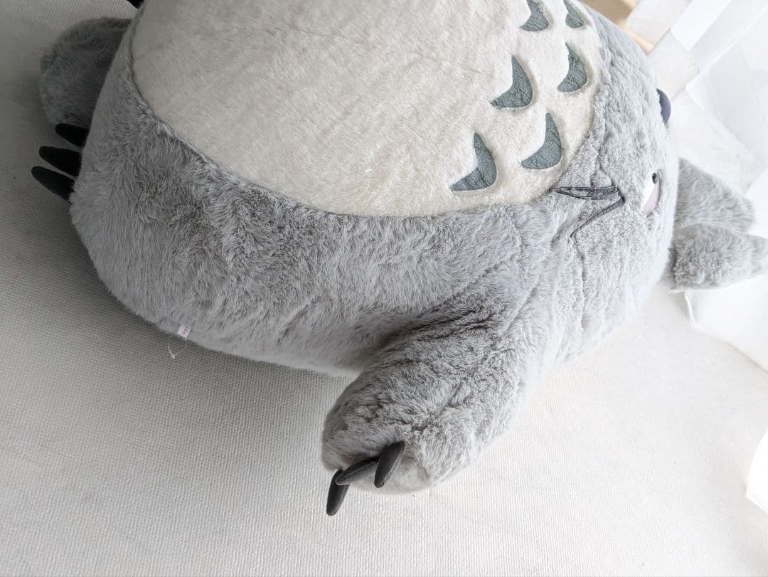 となりのトトロ 大トトロ お昼寝クッション グレー 特大ぬいぐるみ 特大